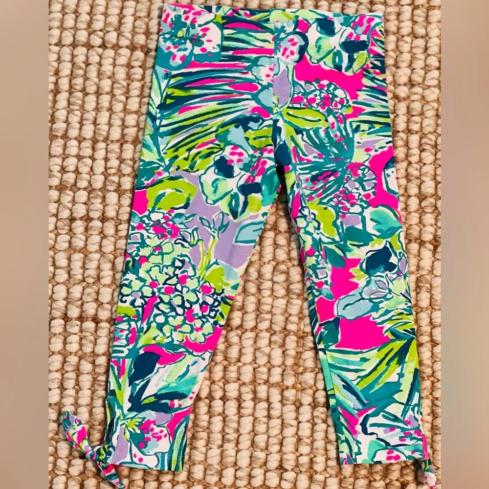 Lilly Pulitzer Girls Cropped Leggings Medium 6-7 - Picture 3 of 6
